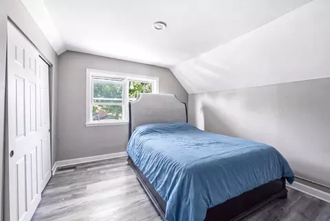 Bedroom - 327 Ann St, Elgin, IL 60120 photo 1 of 3