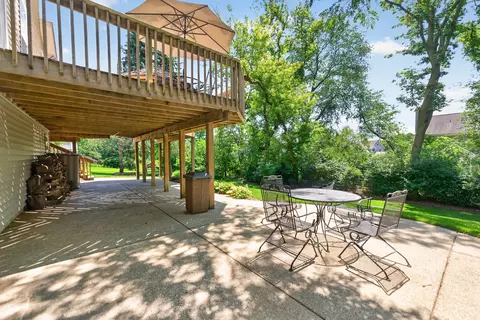 Exterior - 955 Angle Tarn, West Dundee, IL 60118 photo 6 of 11
