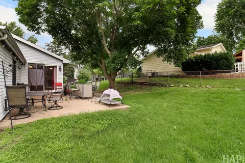 Exterior - 214 Augusta Dr, Mchenry, IL 60050 photo 1 of 3