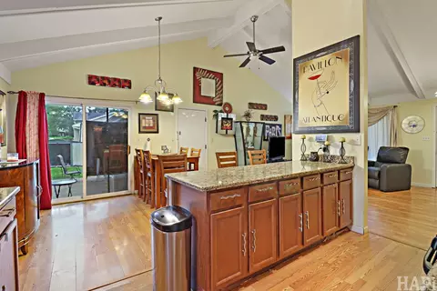 Kitchen - 214 Augusta Dr, Mchenry, IL 60050 photo 3 of 5