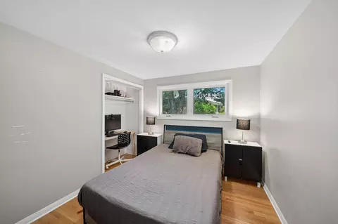 Bedroom - 17 W320 Scheel Dr, Willowbrook, IL 60527 photo 1 of 5
