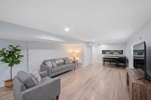 Other - 17 W320 Scheel Dr, Willowbrook, IL 60527 photo 2 of 3