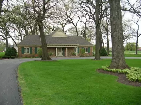1000 Prestwick Dr, Frankfort, IL 60423
