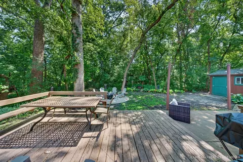 Exterior - 371 S Western Ave, Bartlett, IL 60103 photo 4 of 8