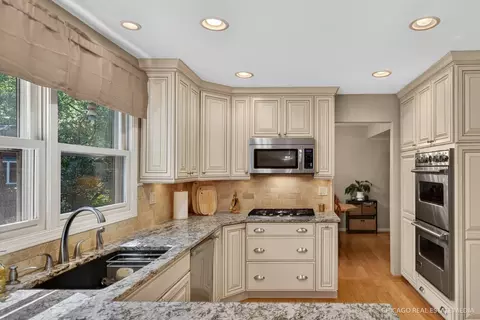 Kitchen - 371 S Western Ave, Bartlett, IL 60103 photo 2 of 5