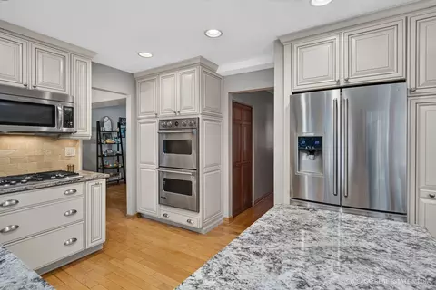 Kitchen - 371 S Western Ave, Bartlett, IL 60103 photo 4 of 5