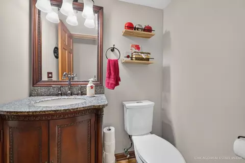 Bath - 371 S Western Ave, Bartlett, IL 60103 photo 1 of 3