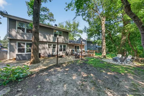 Exterior - 371 S Western Ave, Bartlett, IL 60103 photo 7 of 8