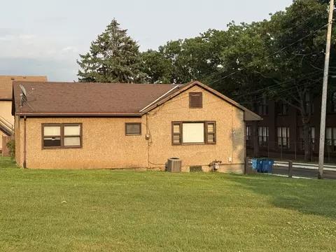 311 6th St, Peru, IL 61354 photo 9