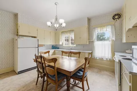 Kitchen - 1854 27th St, Moline, IL 61265 photo 1 of 4