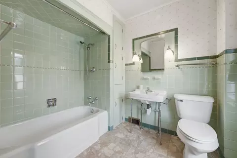 Bath - 1854 27th St, Moline, IL 61265 photo 2 of 2