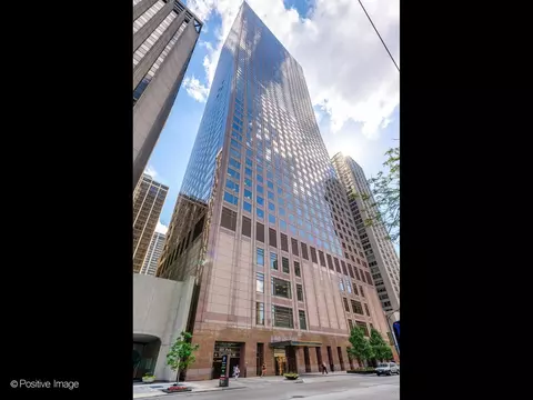 161 E Chicago Ave #26G, Chicago, IL 60611