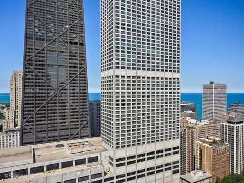 View/Area - 161 E Chicago Ave #26G, Chicago, IL 60611 photo 2 of 3