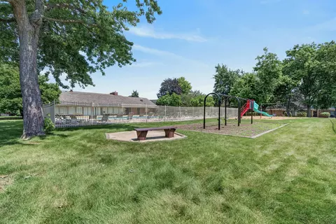 Other - 124 E Bailey Rd #E, Naperville, IL 60565 photo 2 of 2