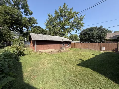 Exterior - 479 S Winfield Ave, Kankakee, IL 60901 photo 4 of 8
