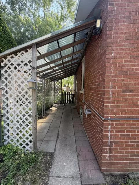 Exterior - 479 S Winfield Ave, Kankakee, IL 60901 photo 2 of 8