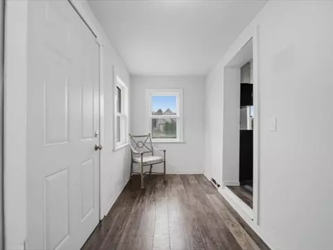 Entry Way - 322 E Carroll St, Lanark, IL 61046 photo 1 of 3