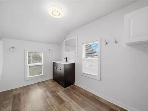 Bath - 322 E Carroll St, Lanark, IL 61046 photo 2 of 2