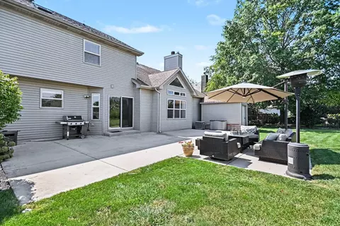Exterior - 25308 W Sunderlin Rd, Plainfield, IL 60585 photo 3 of 8