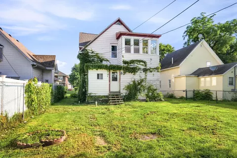 Exterior - 111 W Delaware St, Dwight, IL 60420 photo 6 of 8