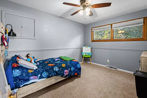 Bedroom - 3140 11th Ave, Moline, IL 61265 photo 3 of 6