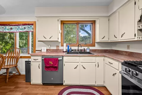 Kitchen - 3140 11th Ave, Moline, IL 61265 photo 3 of 4