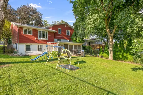 Exterior - 3140 11th Ave, Moline, IL 61265 photo 8 of 9
