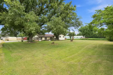 30850 144th Ave, Long Grove, IA 52756