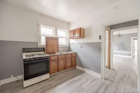 Other - 7754 S Saginaw Ave, Chicago, IL 60649 photo 1 of 2