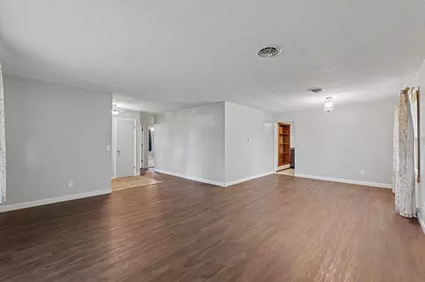 Living - 110 N Joy Dr, Ogden, IL 61859 photo 2 of 8