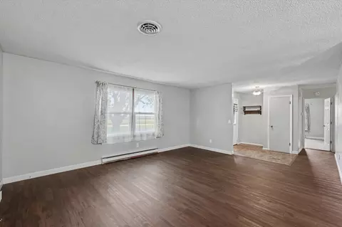 Living - 110 N Joy Dr, Ogden, IL 61859 photo 4 of 8