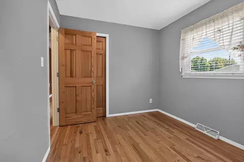 Bedroom - 1204 Searle Dr, Normal, IL 61761 photo 2 of 9