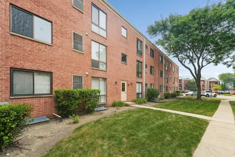 Other - 5401 Chateau Dr #4, Rolling Meadows, IL 60008 photo 6 of 6