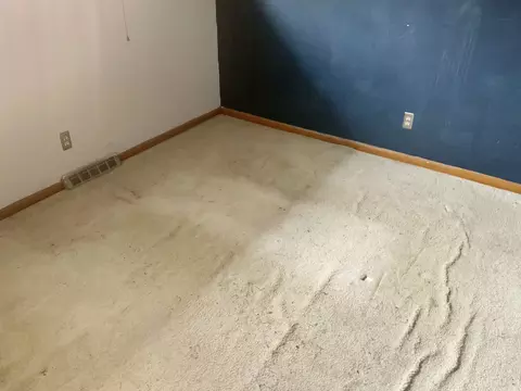Bedroom - 747 Palace St, Aurora, IL 60506 photo 3 of 5