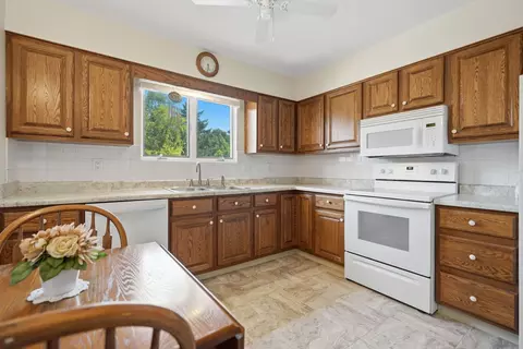 Kitchen - 3702 37th Ave #3, Moline, IL 61265 photo 2 of 3