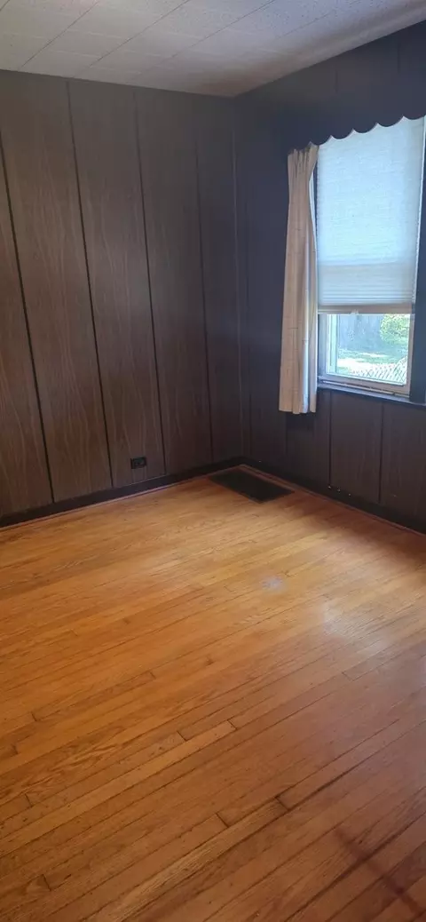 Bedroom - 7224 W 39th St, Lyons, IL 60534 photo 1 of 6