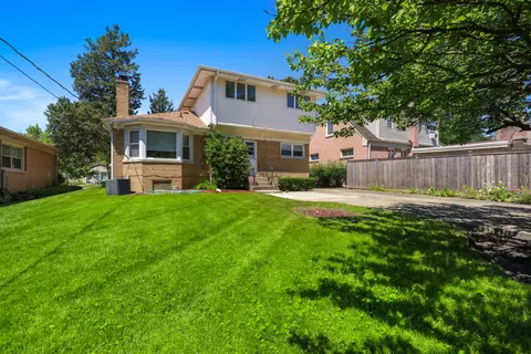 Exterior - 119 Elm St, Glenview, IL 60025 photo 5 of 5