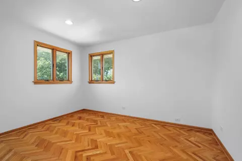 Bedroom - 119 Elm St, Glenview, IL 60025 photo 5 of 8