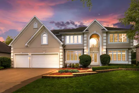 2711 Deering Bay Dr, Naperville, IL 60564