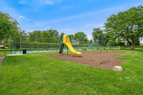Other - 21 Kyle Ct, Willowbrook, IL 60527 photo 7 of 8