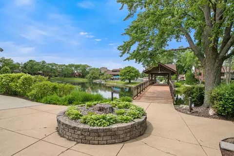 Other - 21 Kyle Ct, Willowbrook, IL 60527 photo 6 of 8