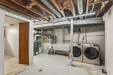 Other - 807 E Golfview Dr, Mount Prospect, IL 60056 photo 4 of 7