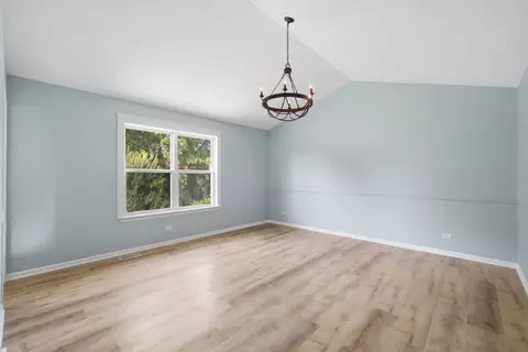 Living - 2075 Corinne Rd, Aurora, IL 60506 photo 4 of 5