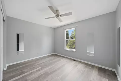 Bedroom - 2075 Corinne Rd, Aurora, IL 60506 photo 2 of 2