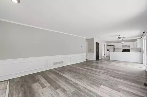 Living - 2075 Corinne Rd, Aurora, IL 60506 photo 3 of 5
