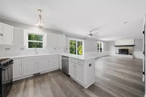 Other - 2075 Corinne Rd, Aurora, IL 60506 photo 3 of 7