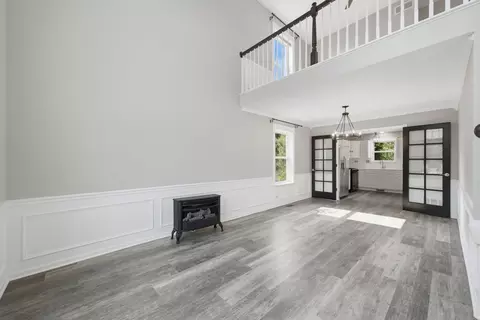 Living - 2075 Corinne Rd, Aurora, IL 60506 photo 1 of 5