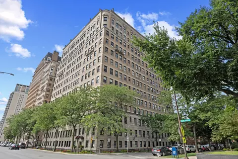 3530 N Lake Shore Dr #7B, Chicago, IL 60657