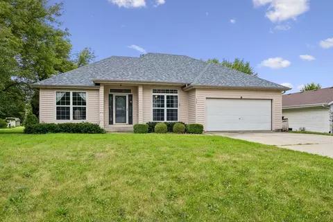 507 Benedict Dr, Poplar Grove, IL 61065