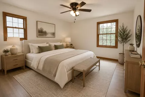 Bedroom - 1509 Hickory St, Mchenry, IL 60051 photo 3 of 4